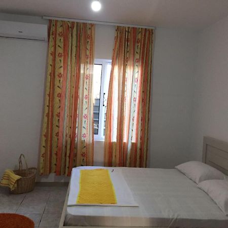 Cosyy House Appartement Vlorë Buitenkant foto
